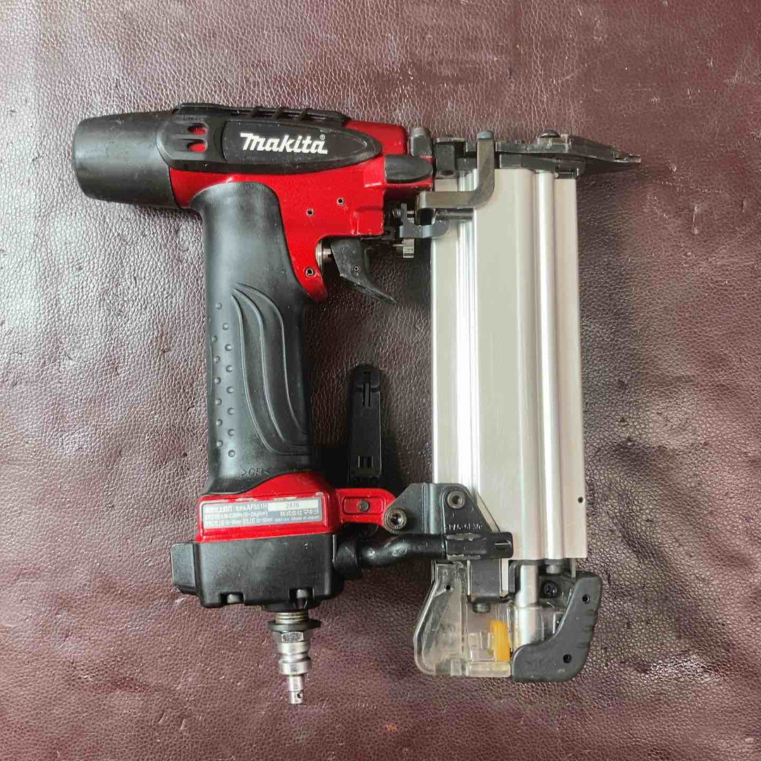 【中古品】 マキタ(makita) 高圧フィニッシュネイラ AF551H 【東大和店】