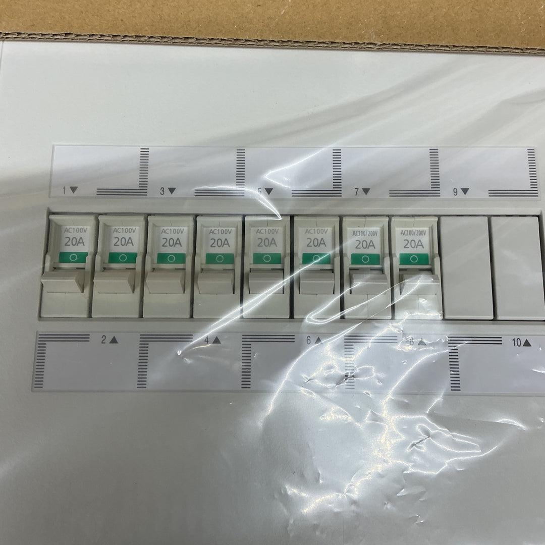 【未使用品】パナソニック 住宅用分電盤 露出形 BQWB3382【電材館越谷店】