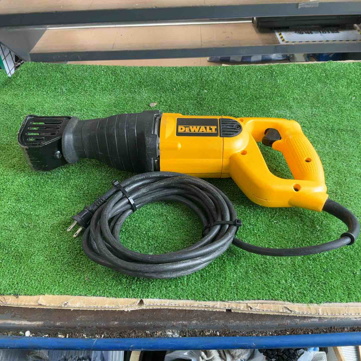 ◇デウォルト(DEWALT) セーバーソー DW304P【草加店】