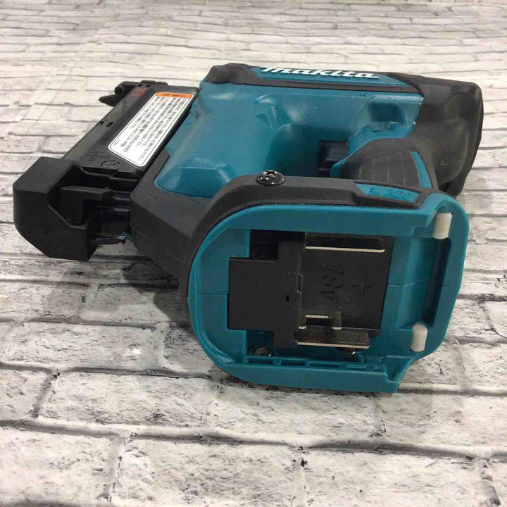 ★マキタ(makita) コードレスピンネイラ PT353DZ【川口店】