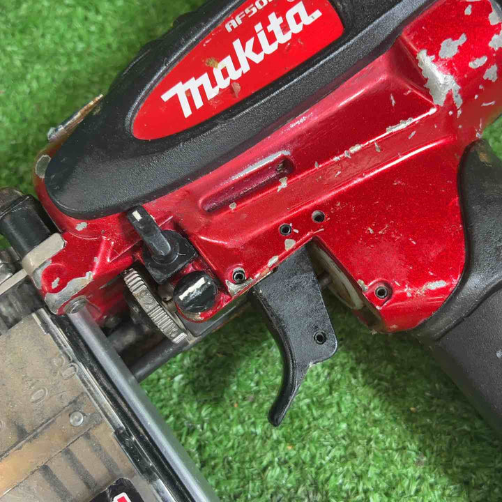 マキタ(makita) 仕上釘打(フィニッシュネイラ) AF502H【藤沢店】