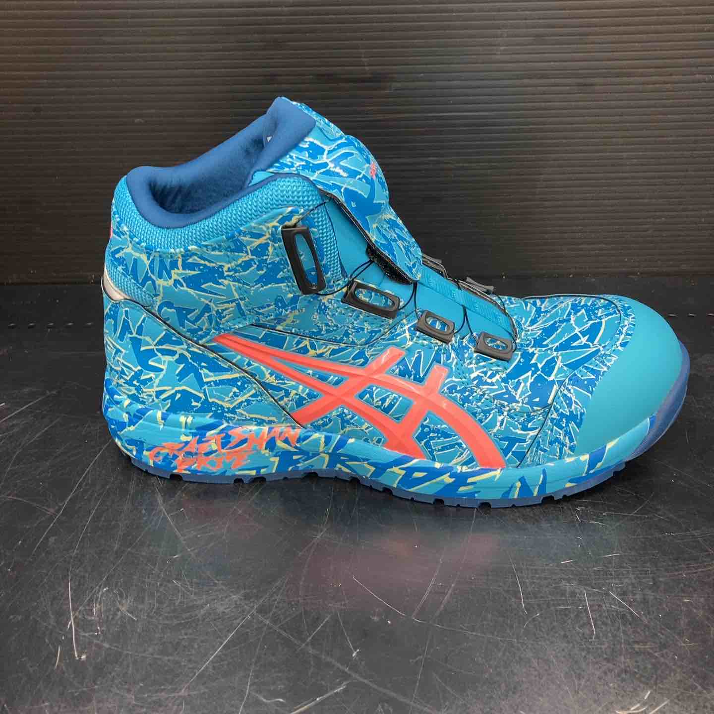 【レア】asics安全靴WINJOB CP304 オンライン限定色　美品　幾何学 レア】asics安全靴WINJOB CP304 オンライン限定色 未使用 美品 幾何学