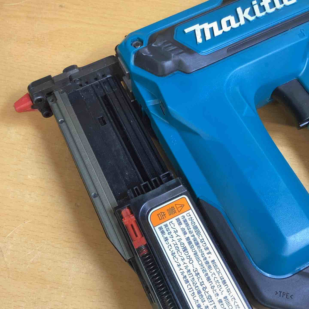 ★マキタ(makita) コードレスピンネイラ PT352DZK　14.4V3Ah付き 50回3/4【越谷店】