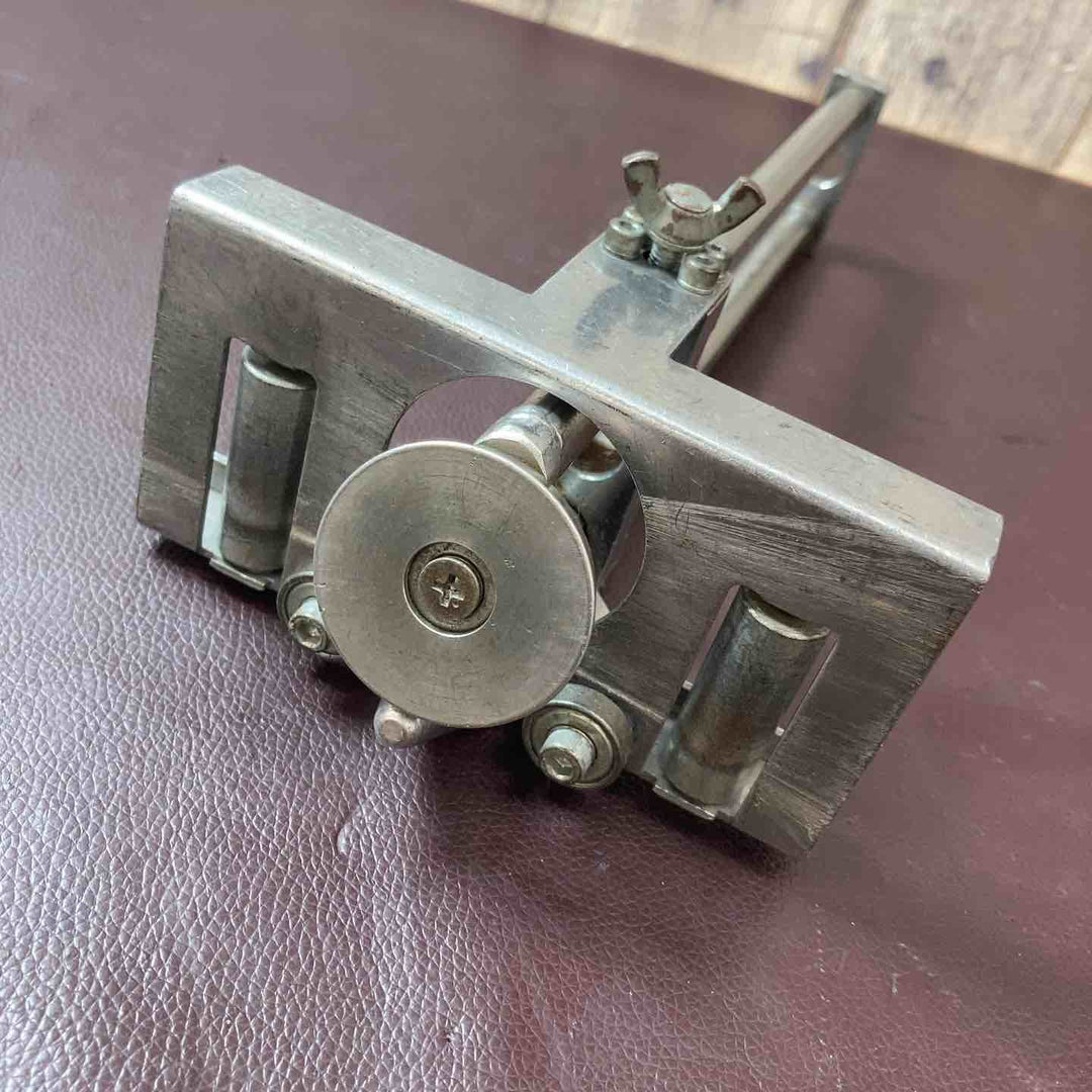 【中古品】 東北エスパル ハンド折曲機 ニューロールα 金属サイディング 角波 リブ波 【東大和店】