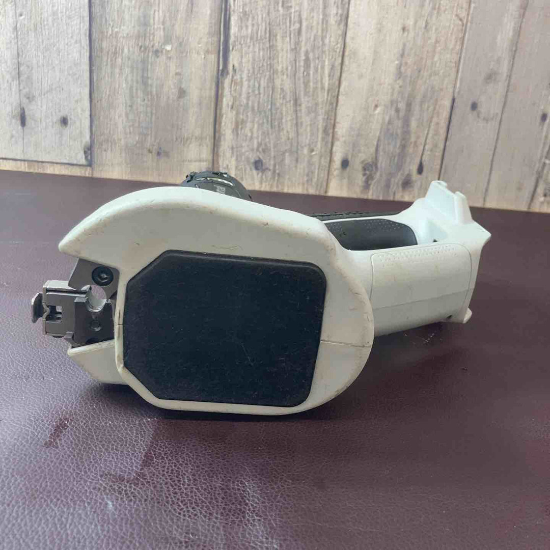 【中古品】 ◇パナソニック(Panasonic) 14.4V コードレス全ネジカッター EZ4540LN1S-B 【東大和店】