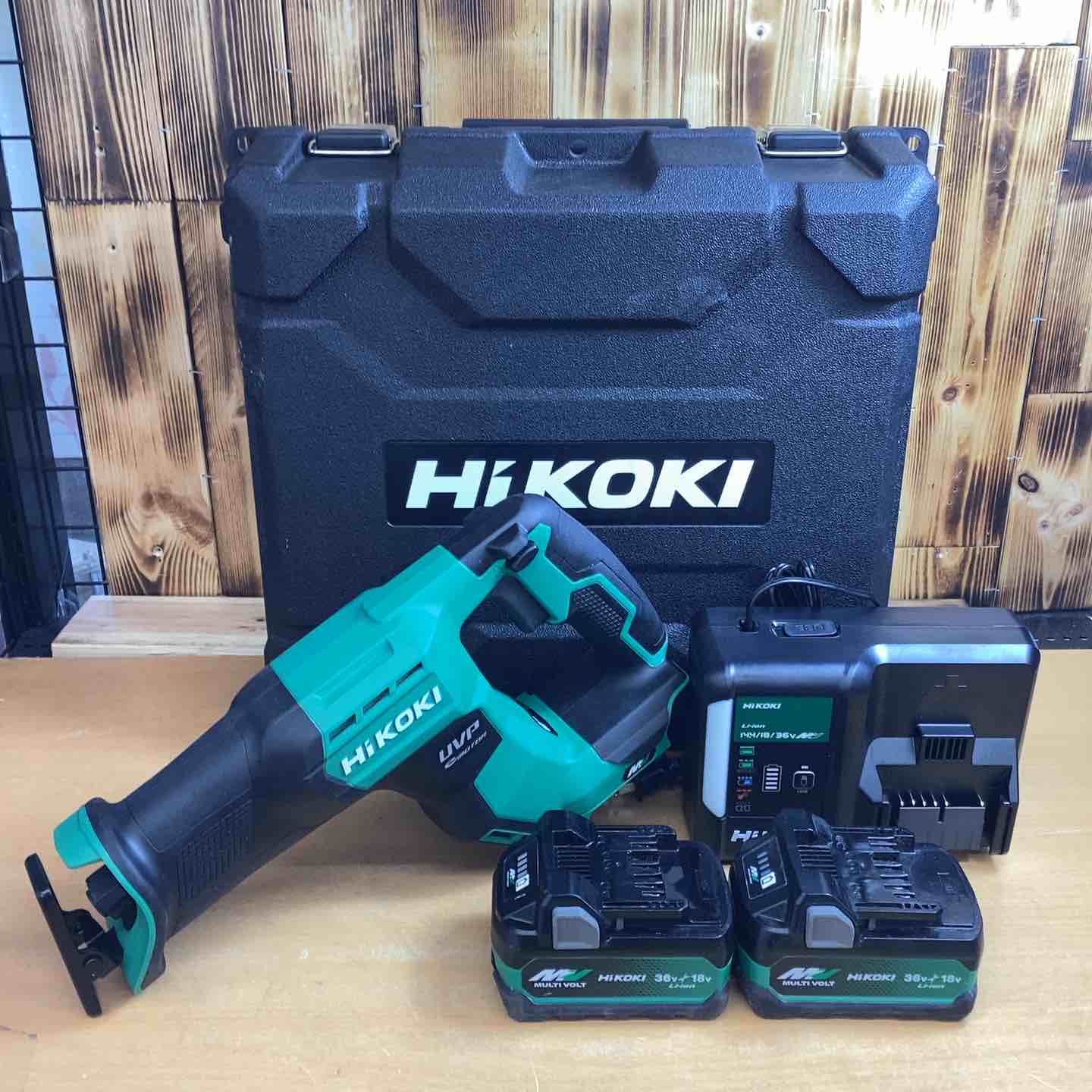 ☆ハイコーキ(HIKOKI ※旧:日立工機) コードレスセーバーソー CR36DMA
