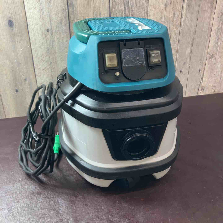 【中古品】 マキタ(makita) 乾式 集じん機 482(P) 【東大和店】
