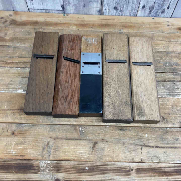 【中古品】 重成・福三郎・儀助・重宗・無名品？ 鉋5個セット 鉋 かんな カンナ 和工具 大工道具 鑿 のみ 鋸 のこ 【東大和店】