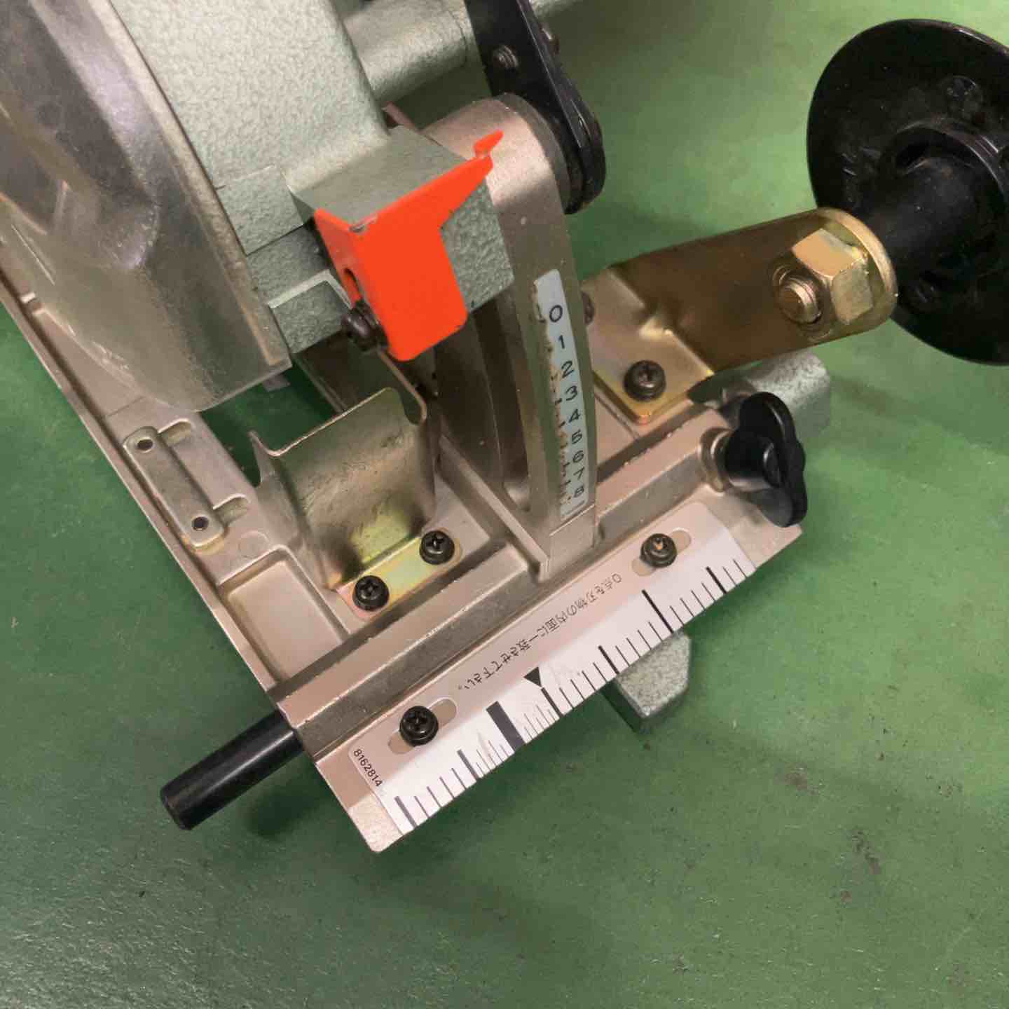 中古品】 マキタ/makita 小型ミゾキリ 溝切・3004A 【桶川店