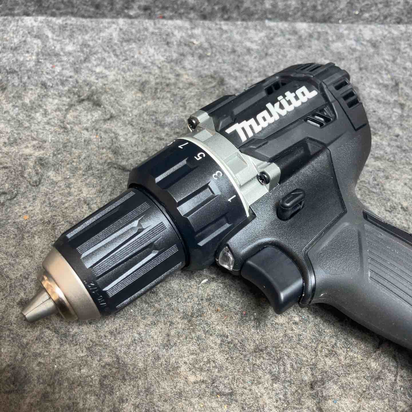 【中古美品】 マキタ/makita コードレスドリルドライバー・DF484DRGXB 【桶川店】 中古美品】 マキタ/makita コードレスドリルドライバー・DF484DRGXB