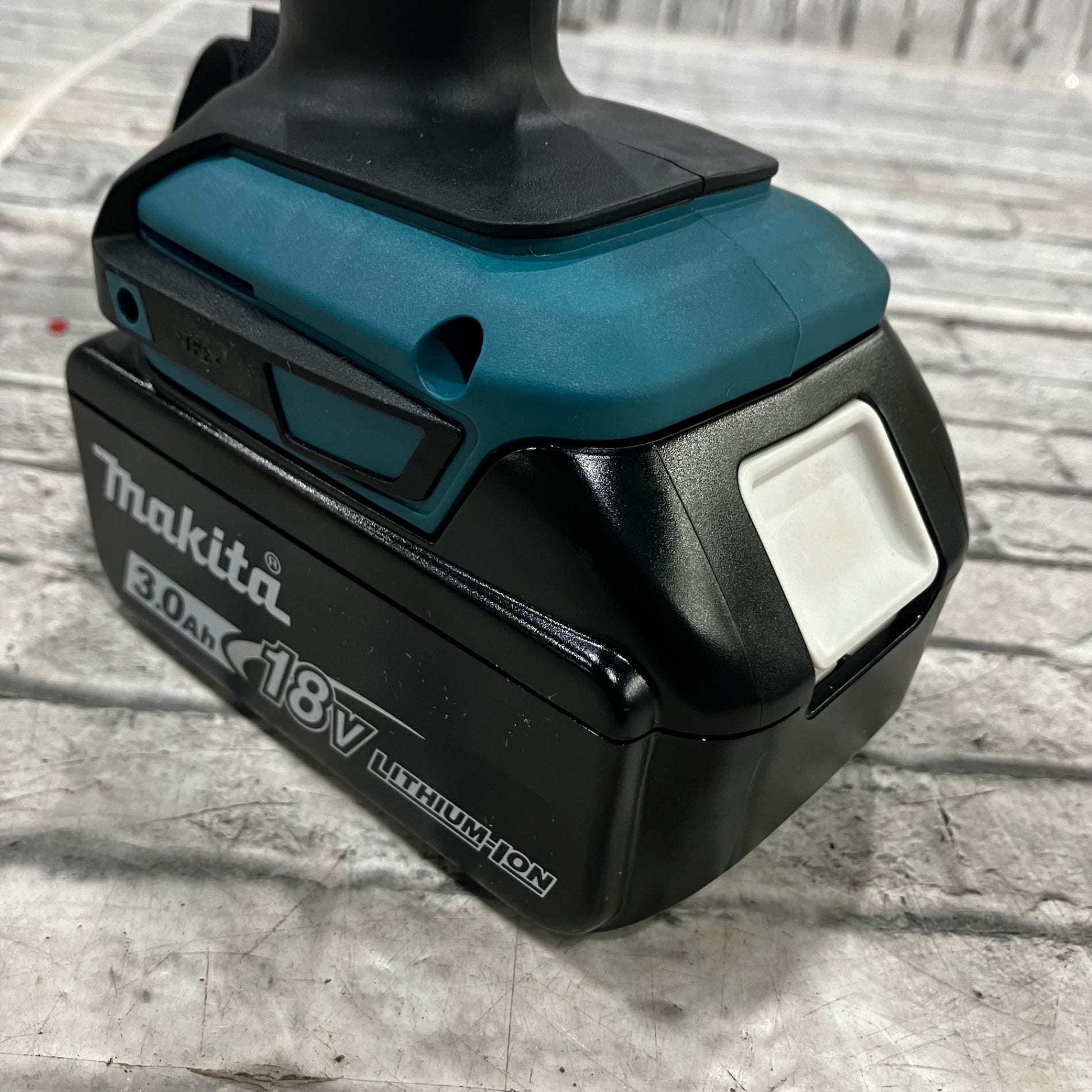 ☆マキタ(makita) コードレスインパクトドライバー TD149DRFX 1回使用