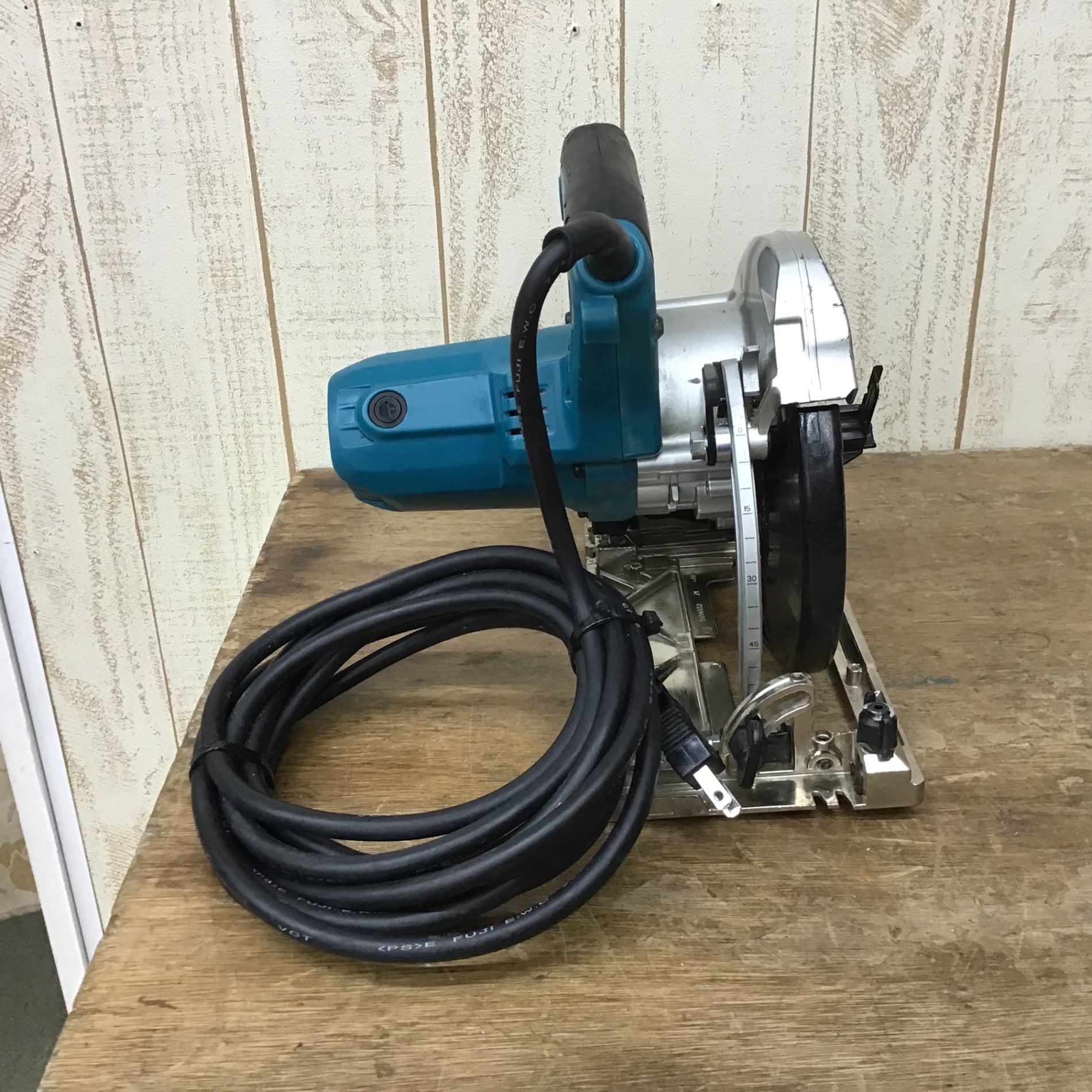 ☆マキタ(makita) 電子マルノコ HS6302【柏店】 – アクトツール
