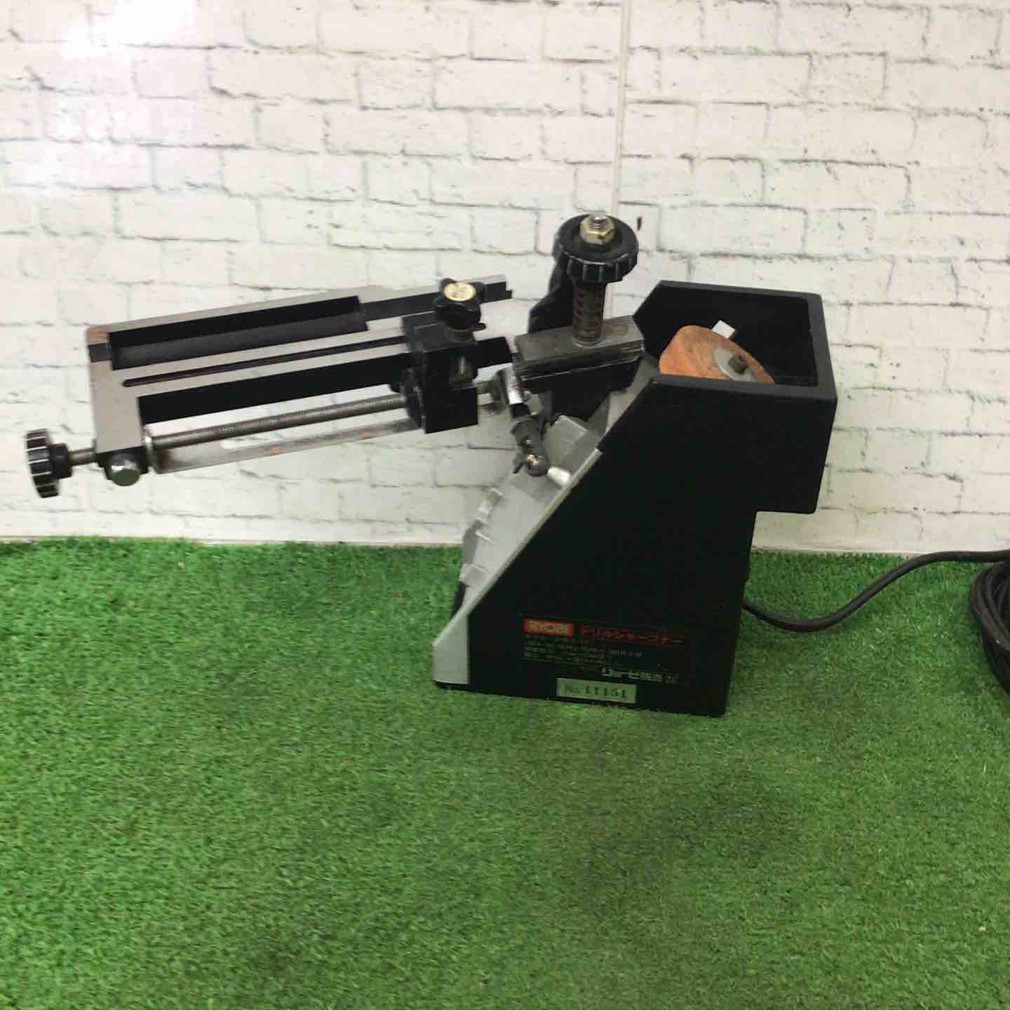 ◇リョービ(RYOBI) ドリルシャープナ DBS-13 鉄工用3~13mm 4150110 ◇リョービ(RYOBI) ドリルシャープナ DBS-13 鉄工用3~13mm 4150110
