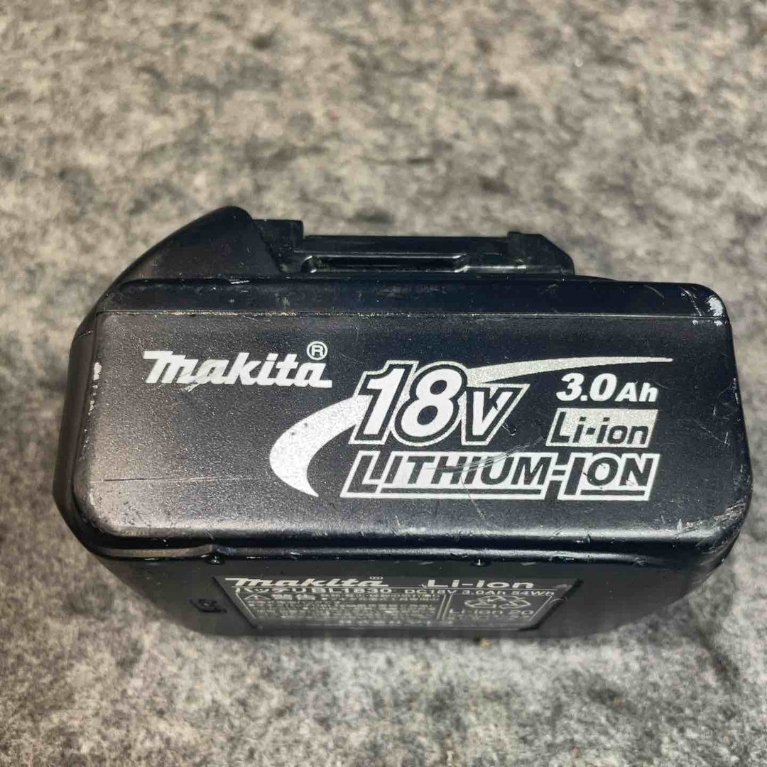 マキタ(makita) コードレスインパクトレンチ TW450DZ 3.0Ahバッテリー付 【桶川店】