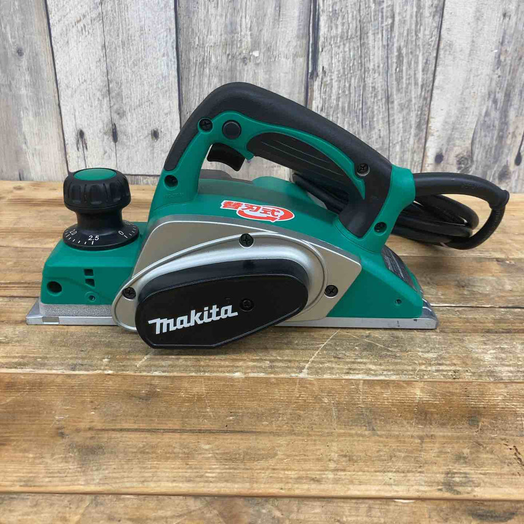 マキタ(makita) 電動カンナ M194 【東大和店】 – アクトツール 
