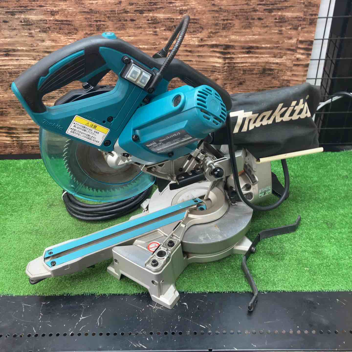 マキタ LS0613FL スライドマルノコ 165mm 100V 中古 makita ☆マキタ(makita) スライドマルノコ LS0613FL 165㎜ レーザー・ライト