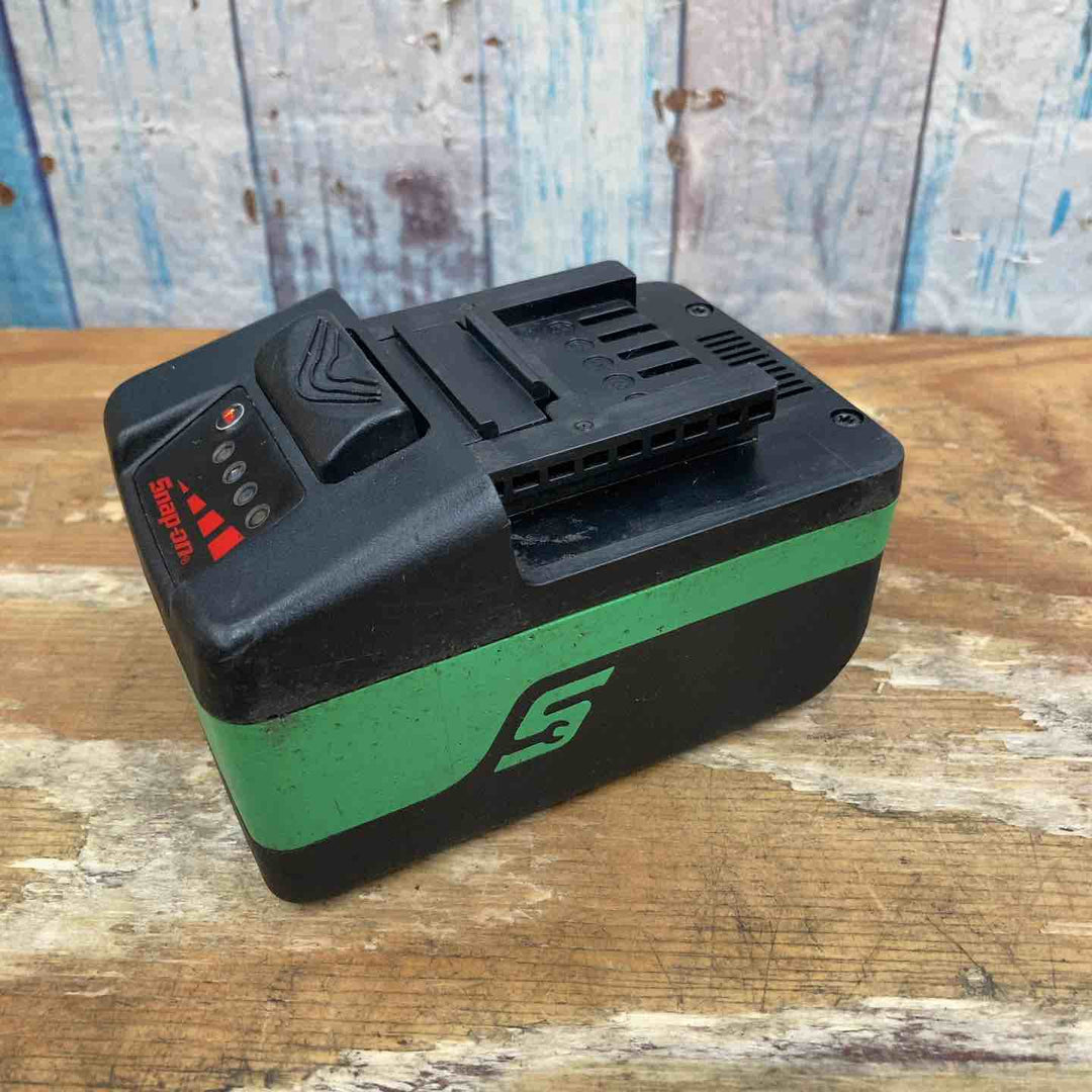 【中古品】◇Snap-on 18V 1/2 コードレスインパクトレンチ CTJ8850 バッテリー 充電器付き【柏店】