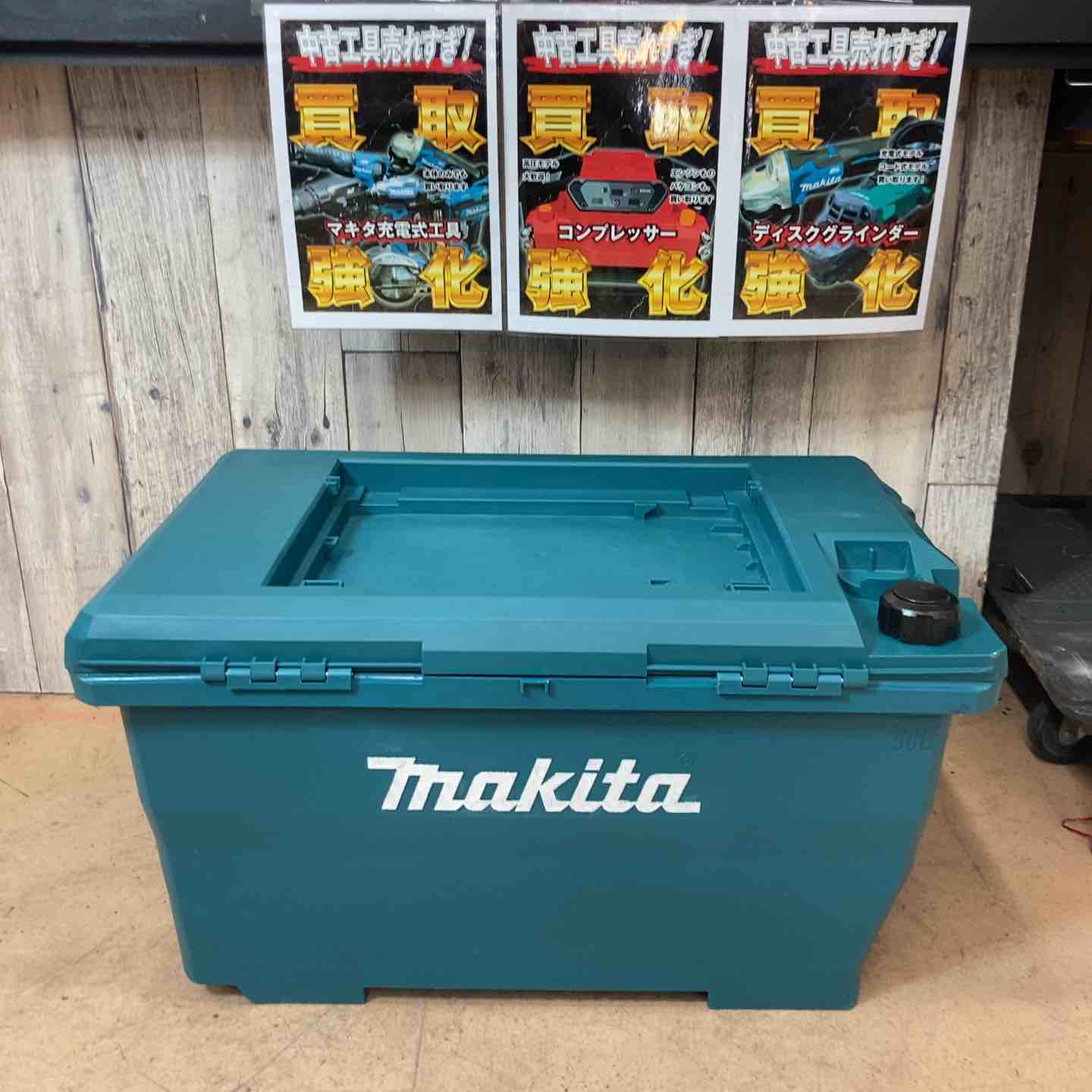 中古品◆マキタ コードレス高圧洗浄機 MHW08DZK◆O◆ITPG9G3PP04A 中古品】 マキタ(makita) 36V コードレス高圧洗浄機 MHW080DZK 本体