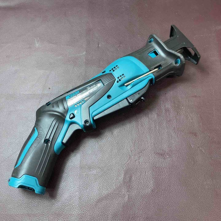 【中古品】 マキタ(makita) 10.8V コードレスレシプロソー JR101DZ カットソー 電動のこぎり セーバーソー 【東大和店】