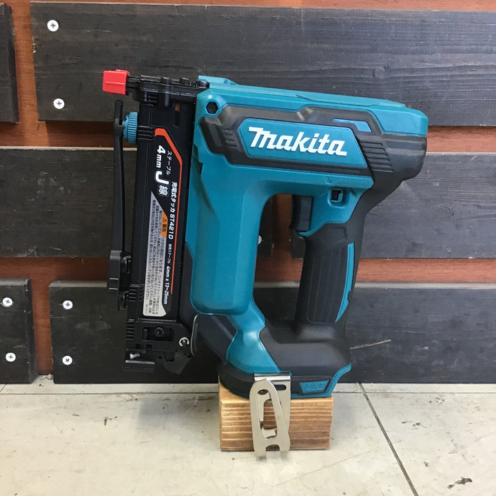 【中古品】 マキタ/makita コードレスタッカー ST421DZ 【鴻巣店】