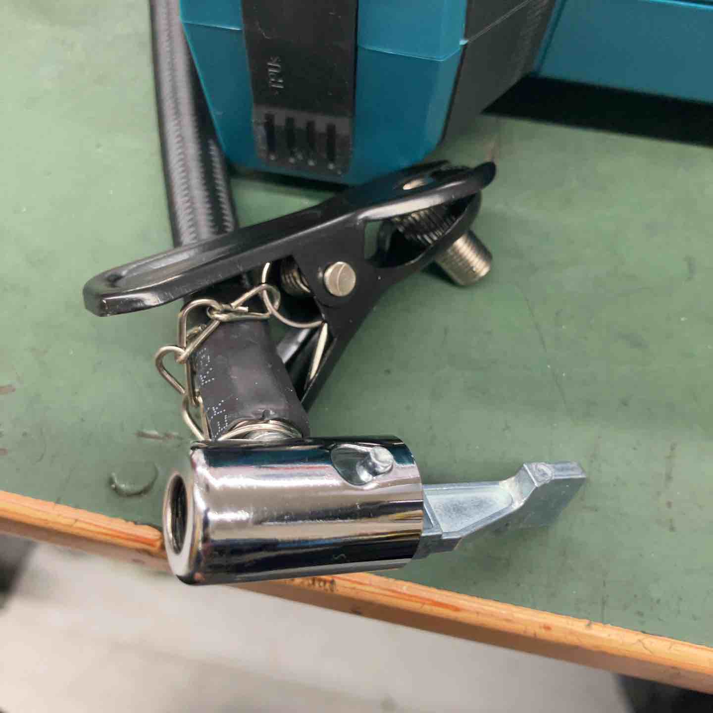 【中古品 美品】★マキタ makita 18V コードレス空気入れ MP180DZ 【戸田店】 中古品 美品】☆マキタ makita 18V コードレス空気入れ MP180DZ 【戸田