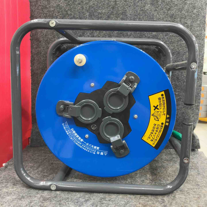 ◇ハタヤ (HATAYA) コードリール 屋外用 (防雨型) 100V型 コード30m  コンセント3個  段積みフラットリール DBN-30KBF【鴻巣店】