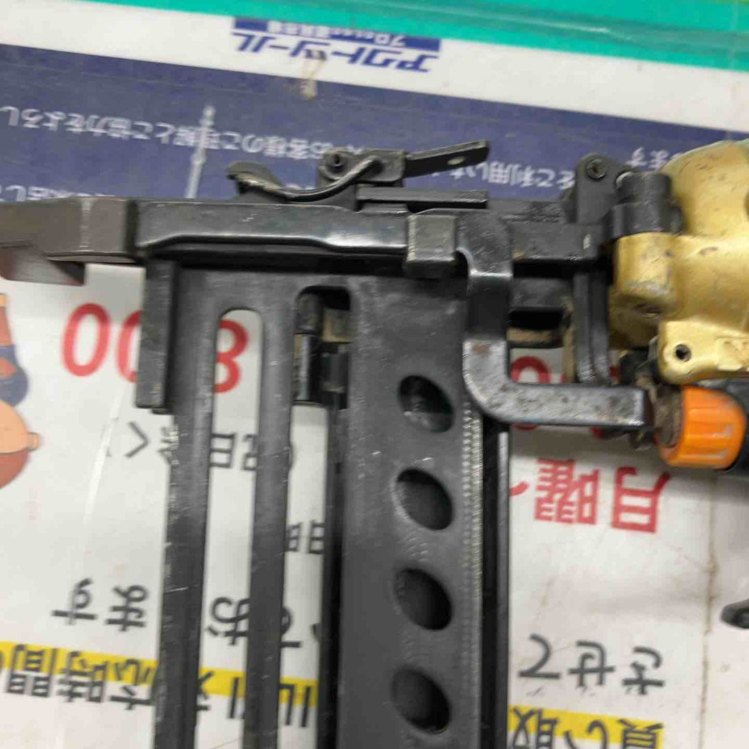★ハイコーキ(HIKOKI ※旧:日立工機) 高圧フロアタッカ N5004HMF【戸田店】