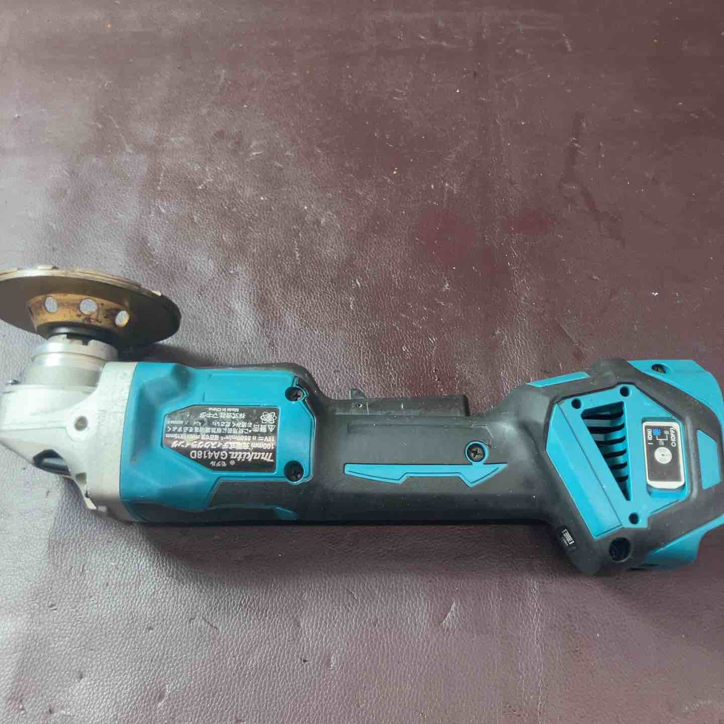 マキタ 18V 100mm 充電式ディスクグラインダ GA418DZ 本体 マキタ 18V 100mm 充電式ディスクグラインダ GA418DZ 本体