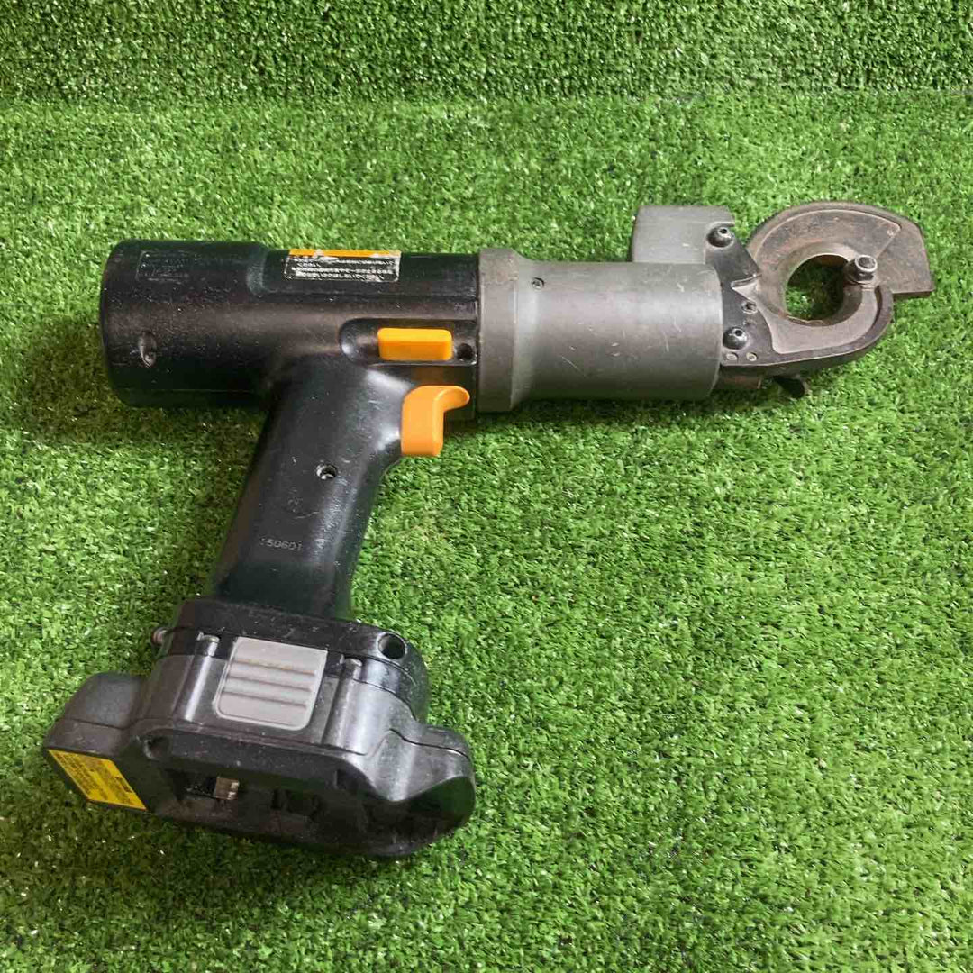 ◇パナソニック(Panasonic) コードレスケーブルカッター EZ3591【川崎店】