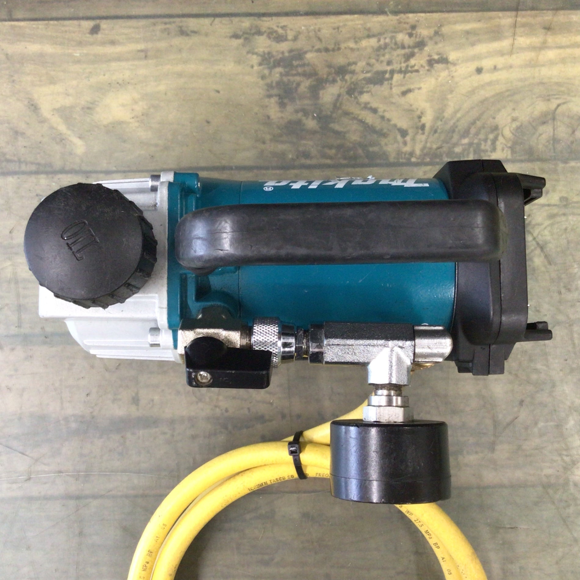 ☆ マキタ(makita) コードレス真空ポンプ VP180DZ 【東大和店