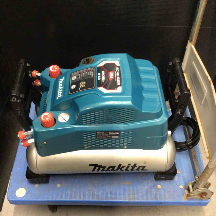 ★マキタ(makita) エアコンプレッサ AC461XGH【戸田店】
