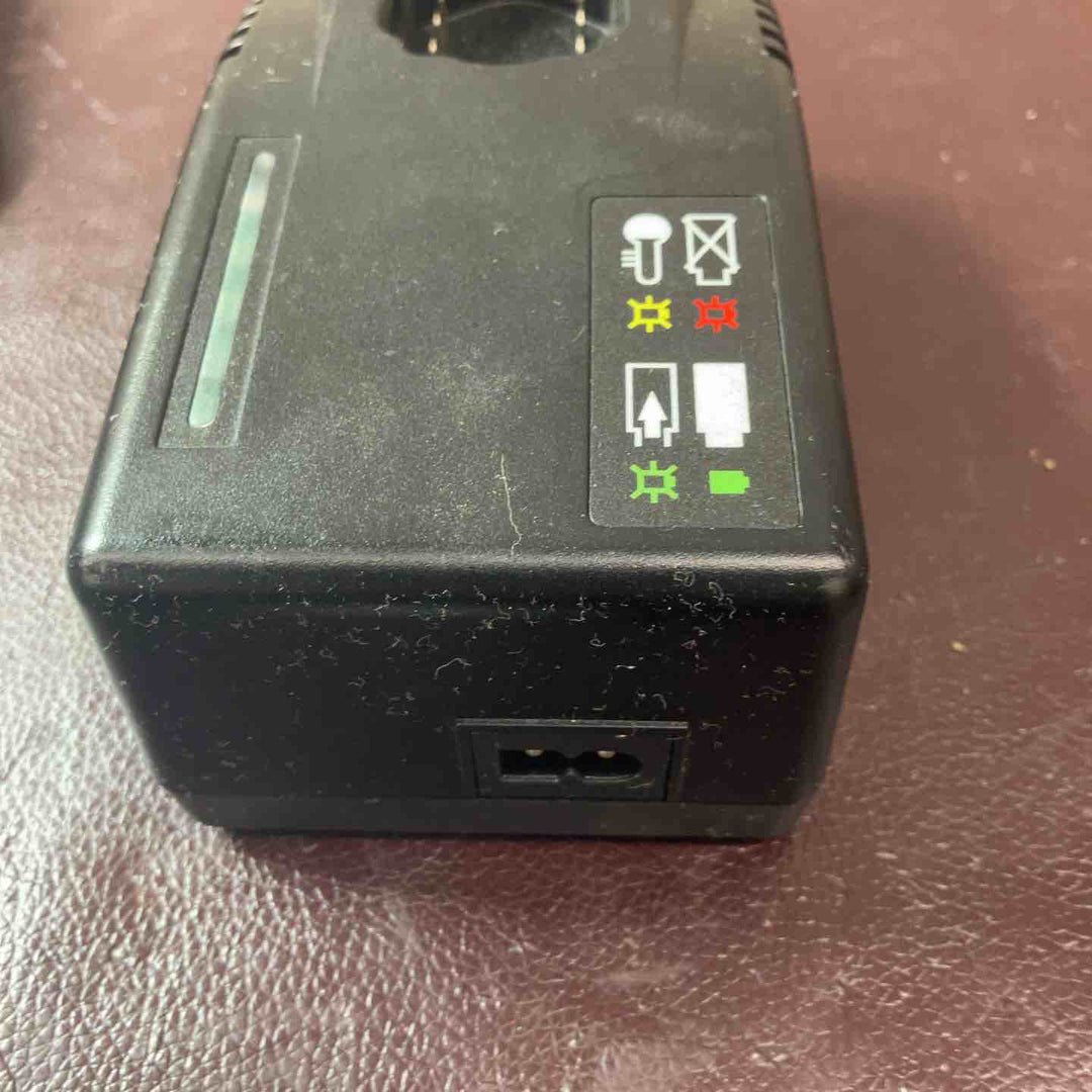 【中古品】スナップオン(Snap-on)14.4Vマイクロリチウムイオンバッテリー充電器 CTC772A【東大和店】
