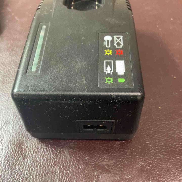 【中古品】スナップオン(Snap-on)14.4Vマイクロリチウムイオンバッテリー充電器 CTC772A【東大和店】
