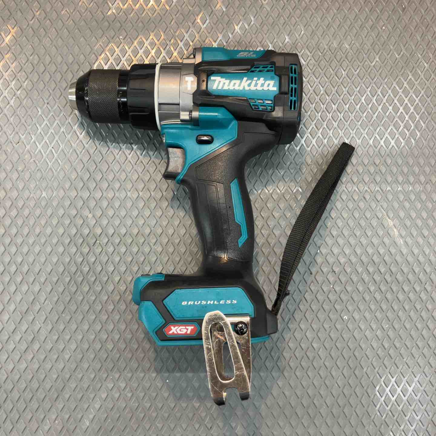 中古品】マキタ(makita) コードレス振動ドリルドライバー HP001GZ