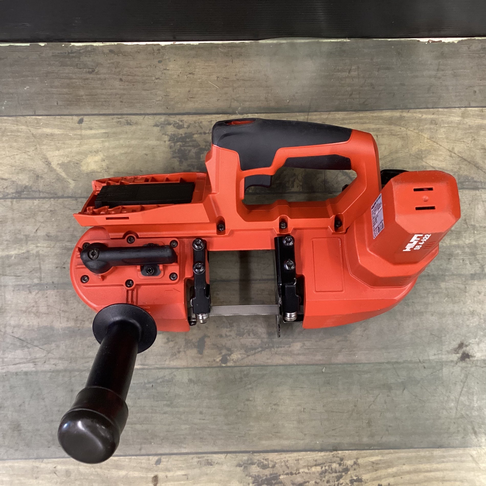 ヒルティ(HILTI) コードレスバンドソー SB4-A22 【東大和店 ヒルティ(HILTI) コードレスバンドソー SB4-A22 【東大和店