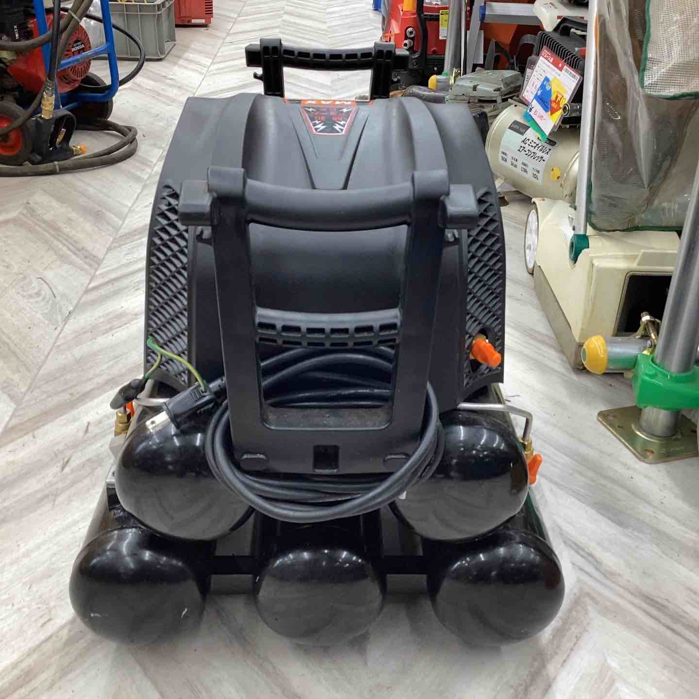 ☆マックス(MAX) エアコンプレッサー AK-HL1270E2(27L)_ブラック【越谷
