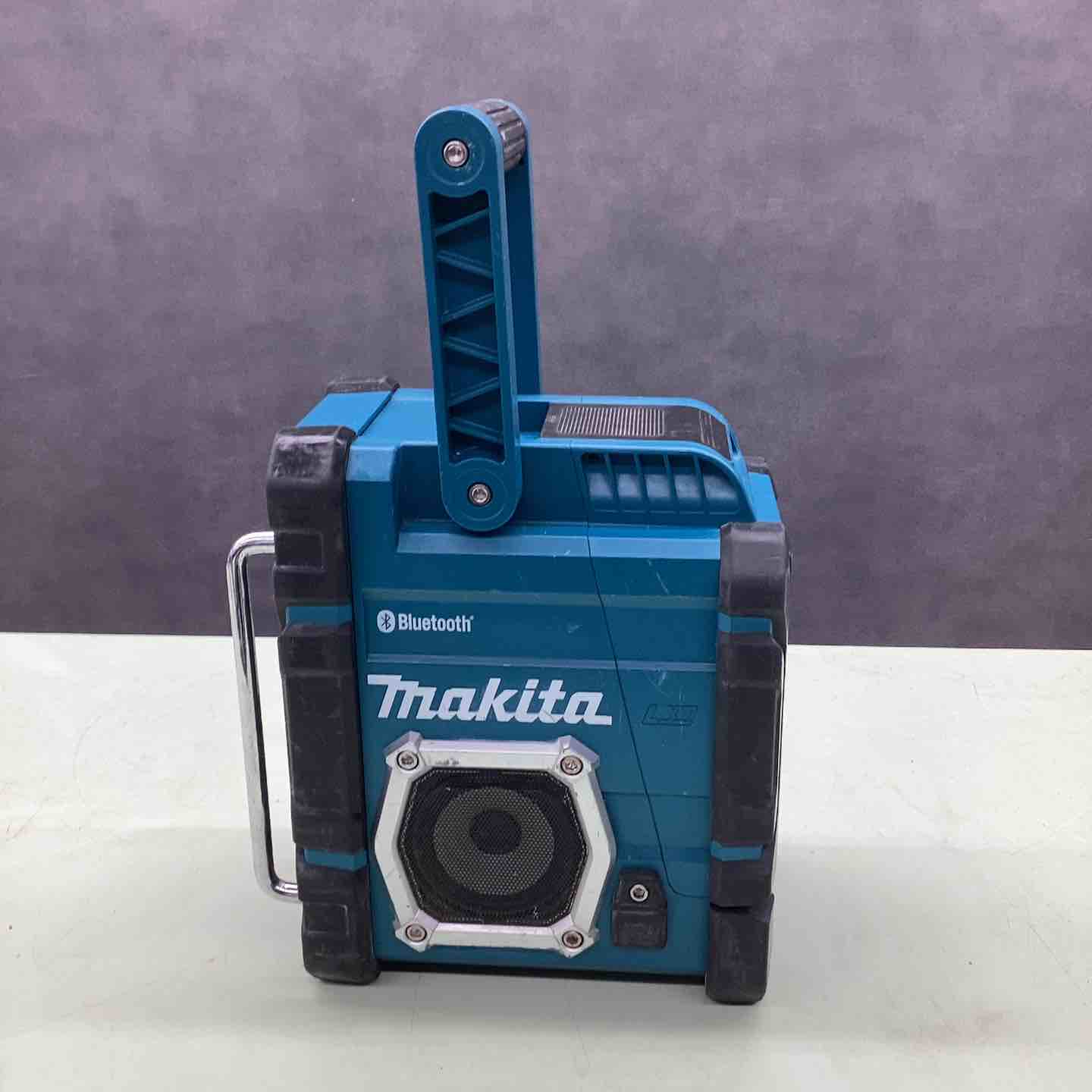☆マキタ(makita) コードレスラジオ MR106【越谷店】 – アクトツール