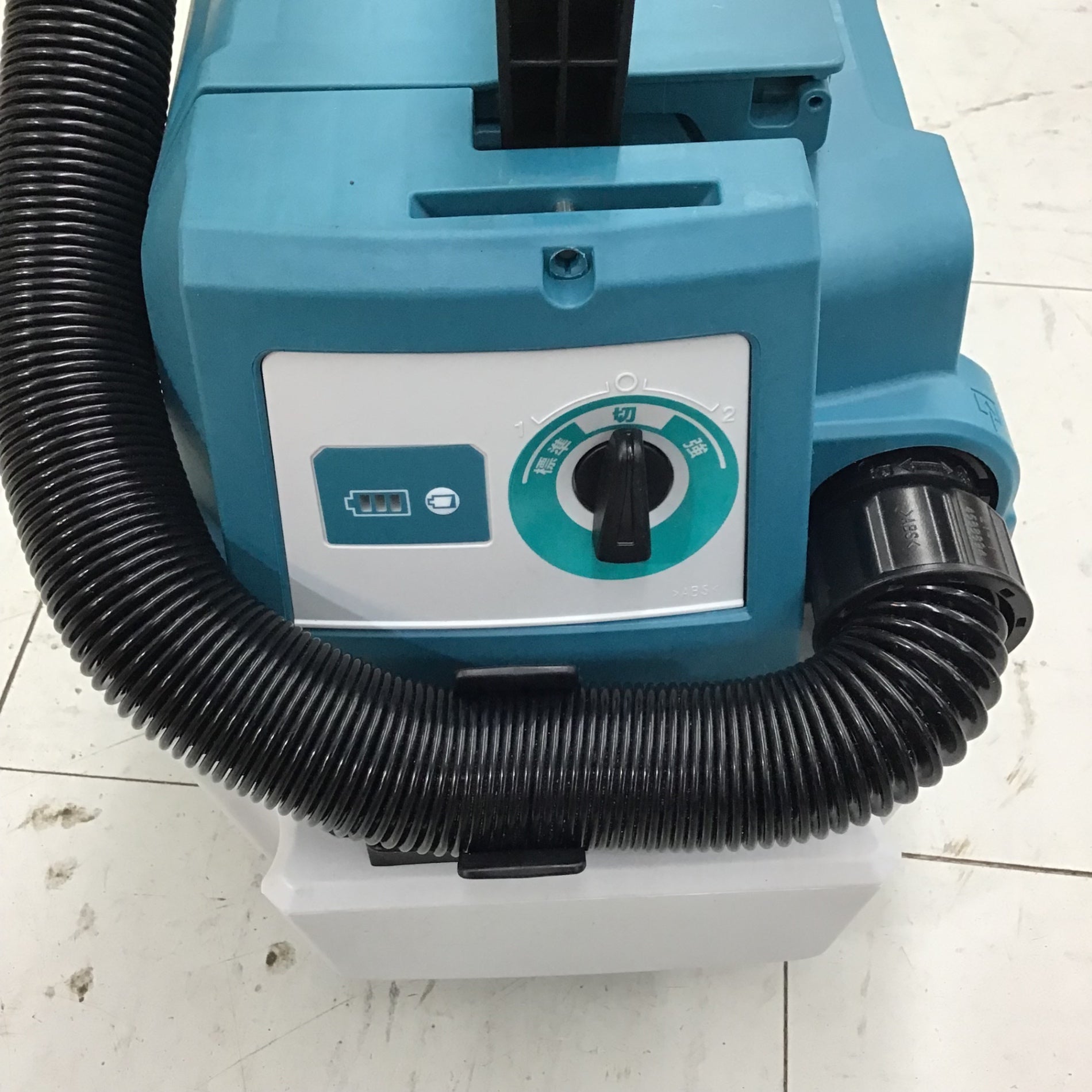 中古品】 マキタ/makita コードレス集じん機 乾湿両用・VC750DZ 【鴻巣