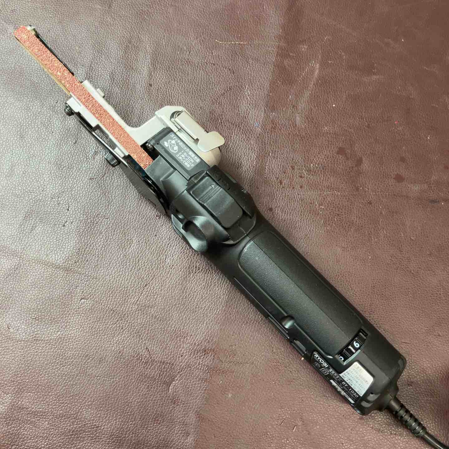 中古品】 リョービ(RYOBI) ベルトサンダー BY-1030 【東大和店