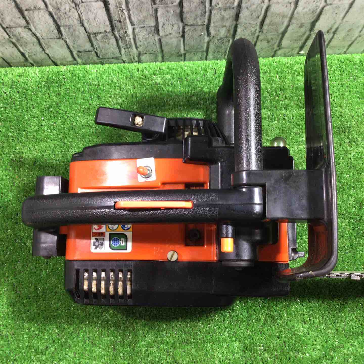 チェンソー　日立　CS33ECT 日立工機 エンジン式チェーンソーCS33ECT【川口店】 – アクトツール