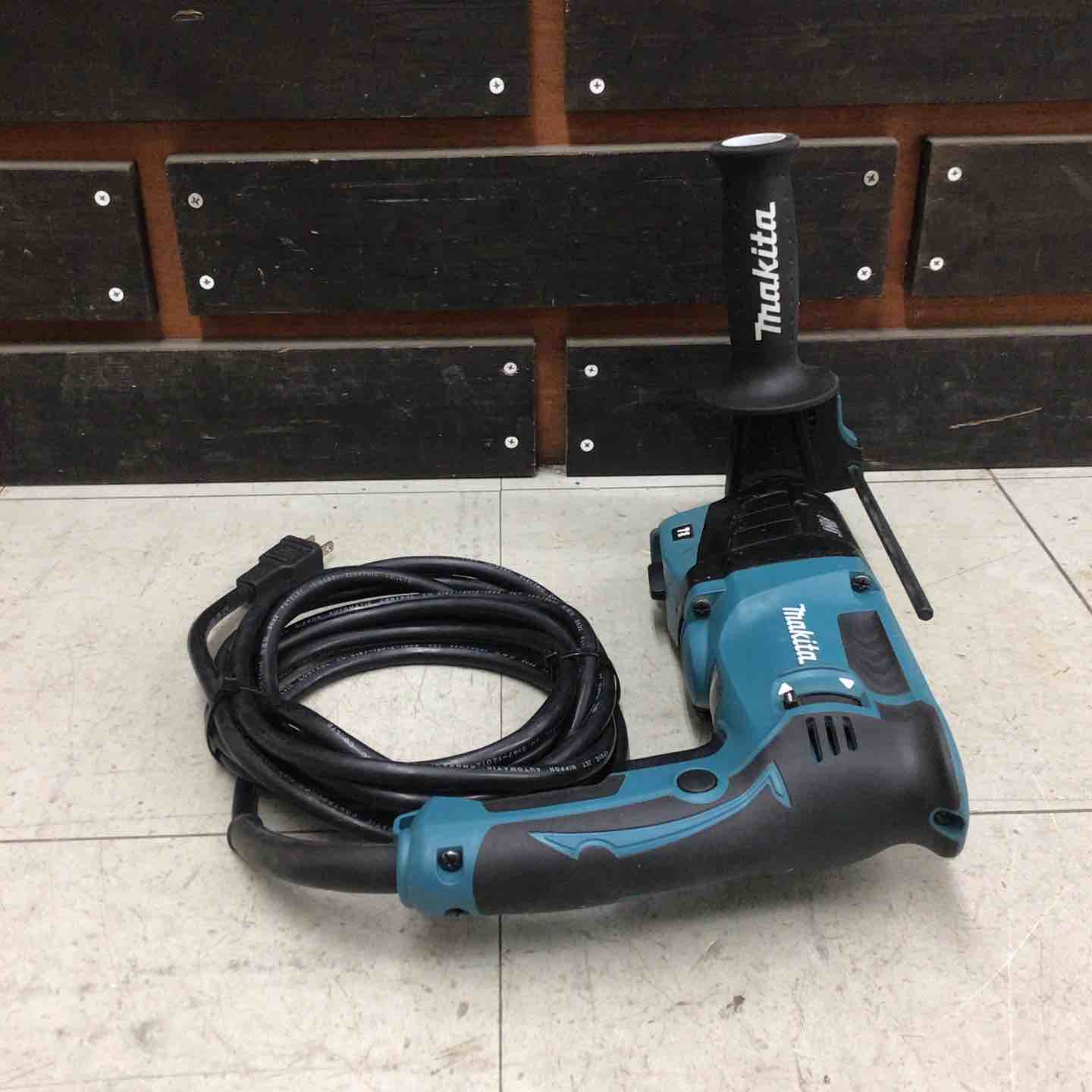 値下げ特価品】【未使用品】マキタ ハンマドリル HR2631F【ハンズ