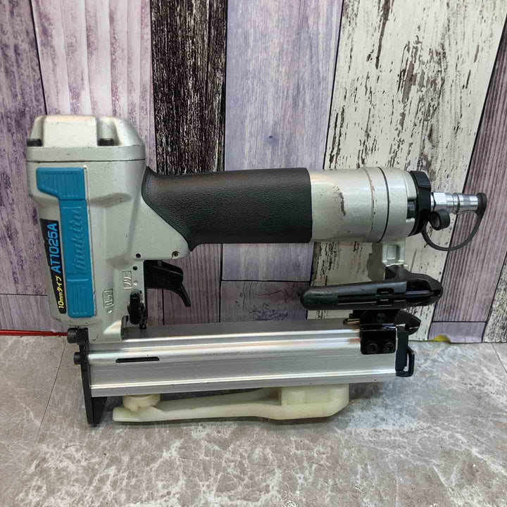 ◇マキタ(makita) 常圧エアタッカ 10mm AT1025AK【八潮店】