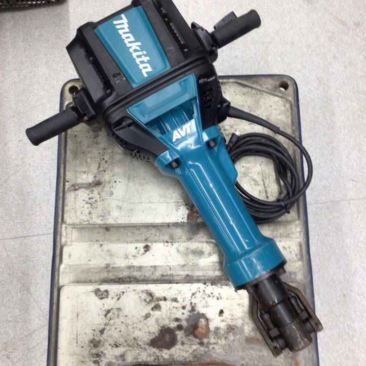 【店頭受取り限定】★マキタ(makita) 電動ハンマ HM1812【八潮店】