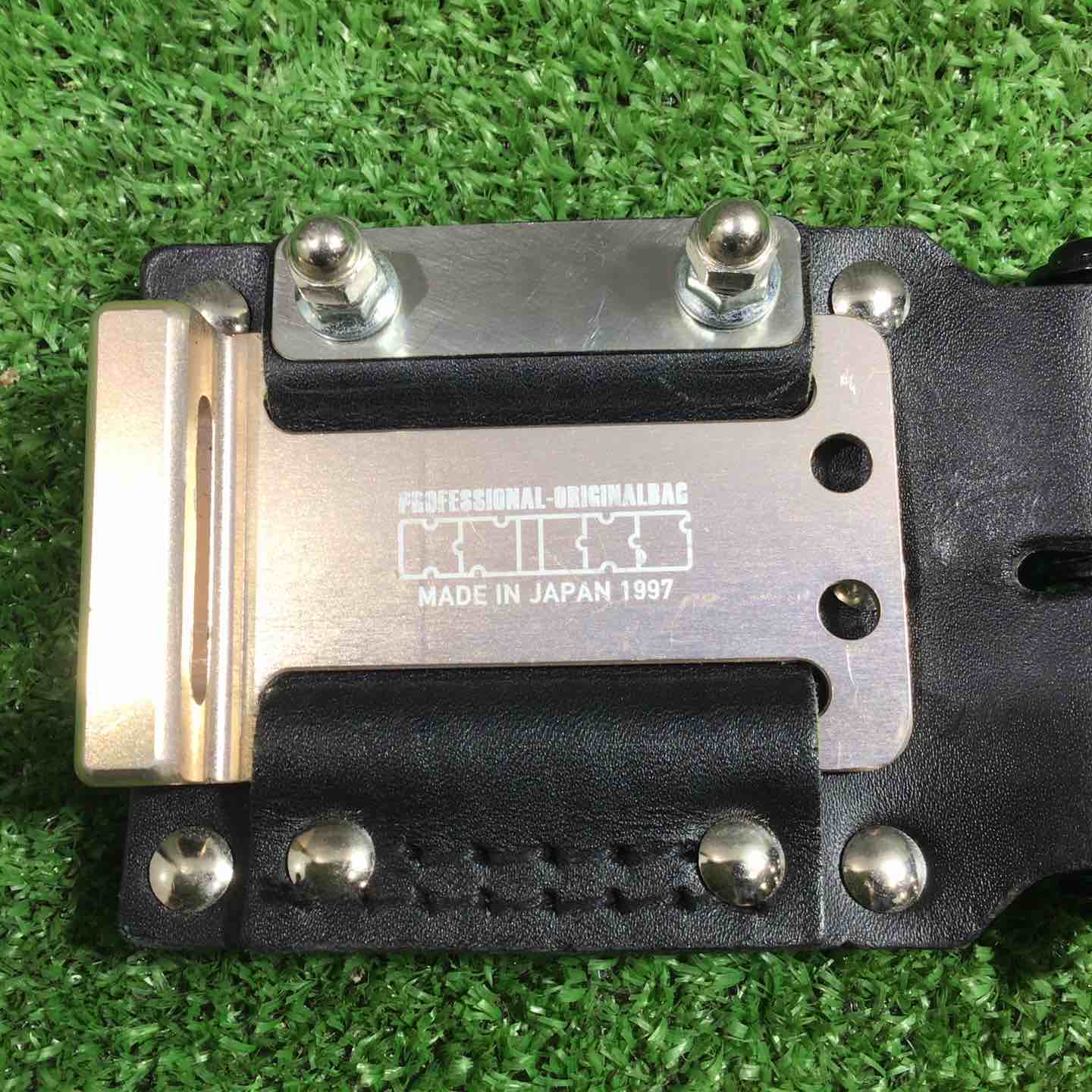 ニックス(KNICKS) セフコンべ脱着ヌメ革ベルトループ付きチェーン