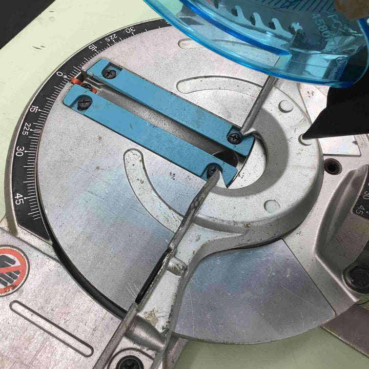 ★マキタ(makita) コードレス卓上マルノコ LS600DZ【越谷店】