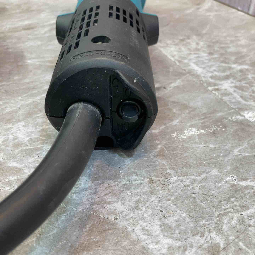 ☆マキタ(makita) 100mmディスクグラインダ 9533CB【八潮店】