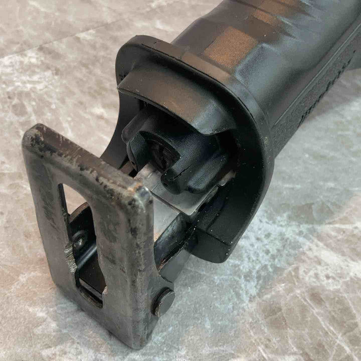 ◇マキタ 18V 充電式 レシプロソー XRJ04 （本体のみ）JR186DZK 同等品/コードレス[並行輸入品]【八潮店】