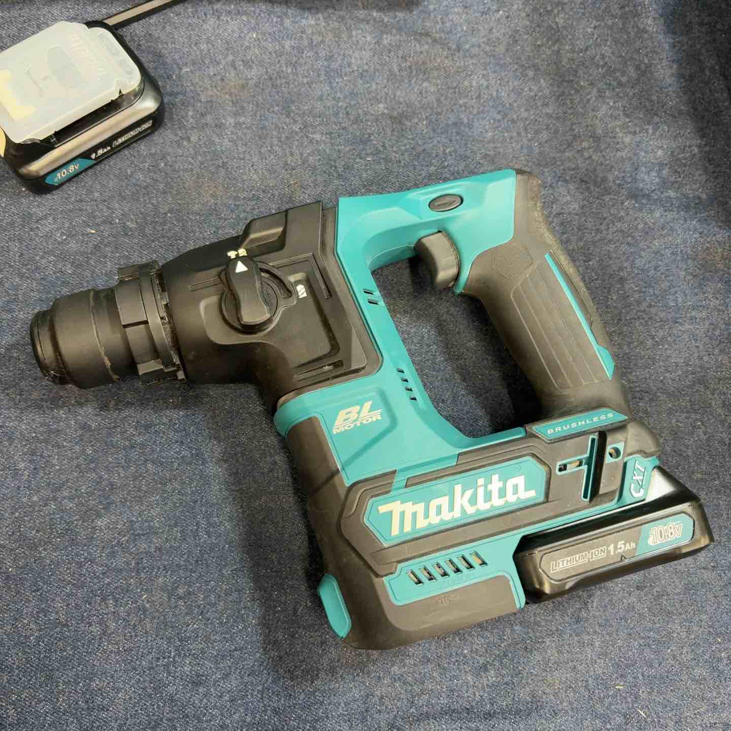 ☆マキタ(makita) コードレスハンマドリル HR166DSMX【八潮店