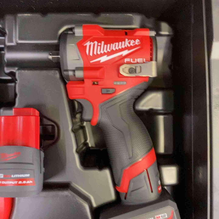 ミルウォーキー M12 FUEL 3/8インチ542Nmインパクトレンチ 5.0AH & 2.5AH キット (M12 FIW2F38-5252X JP)【町田店】