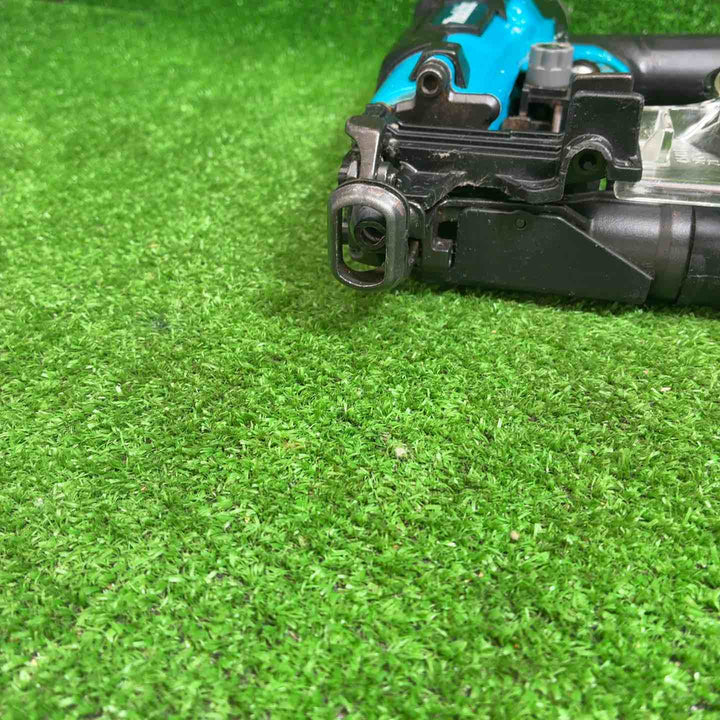 【中古品】 マキタ (makita) 高圧エアネジ打ち機 AR411HRM 【藤沢店】